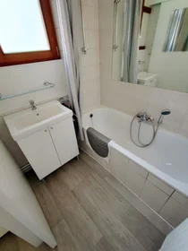 Stüdyo daire konumu Quai de Rome, 7 10 görüntüsü