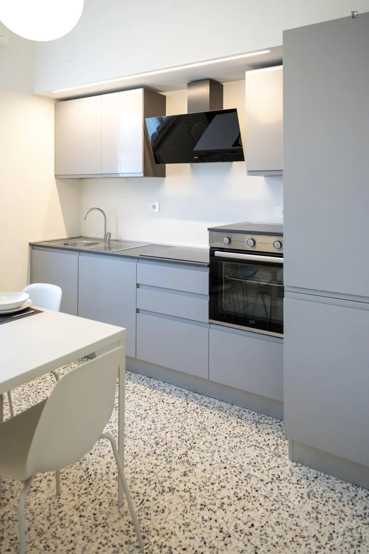 Bezahlbares Zimmer für Studenten mit ausreichender Beleuchtung in 