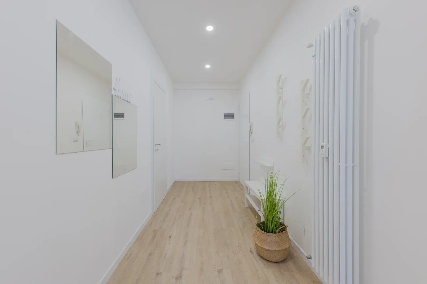 Room for rent in student apartment in , fully furnished