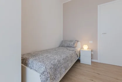 Privatzimmer in der Via Tirana 25, 35138, Padova, Italy, bild 3 von 15