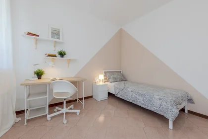 Privatzimmer in der Via Urbino 7, 35142, Padova, Italy, bild 1 von 10
