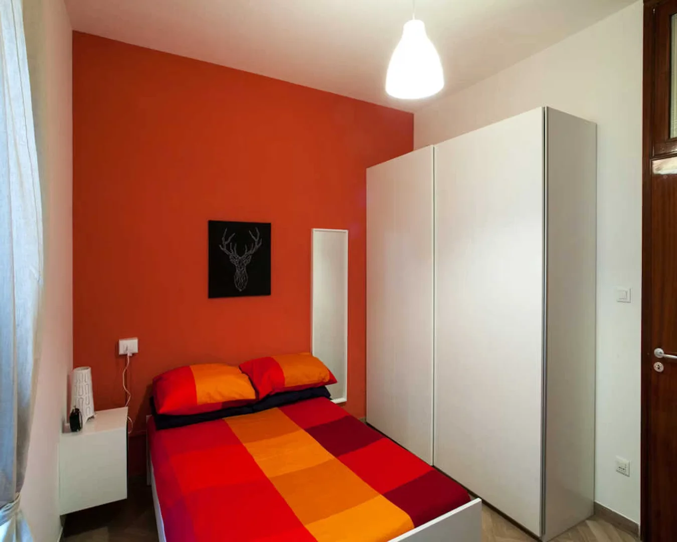 Budget-friendly student room close to campus in 