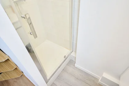 Prywatny pokój 2 rue du faubourg des trois maisons, obraz 20 40