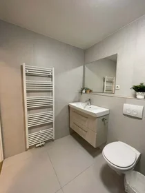 Logement entier à Friedrich-Ebert-Straße 73, 45127 Essen, Germany, image 9 de 15