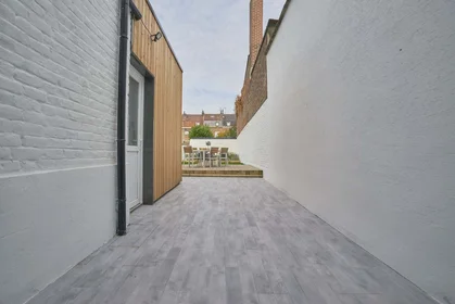 Habitación privada en 148 Rue Flament Reboux, 59130 Lambersart, France, imagen 25 de 27