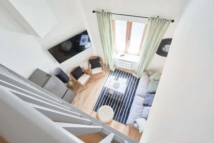Habitación privada en 2 Rue du Faubourg des Trois - Maisons, 54000 Nancy, France, imagen 9 de 20