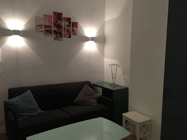 Room for rent in a shared flat in Aix-en-provence