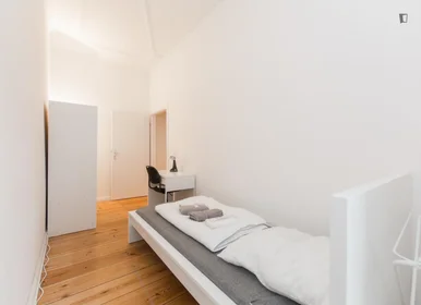 Prywatny pokój Biebricher Str., obraz 3 15