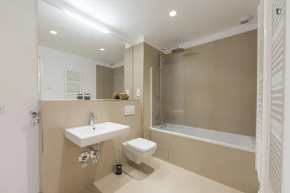 Privatzimmer in der Nazarethkirchstraße, bild 8 von 18