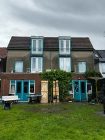 Chambre privée à Hoogstraat, image 1 de 10