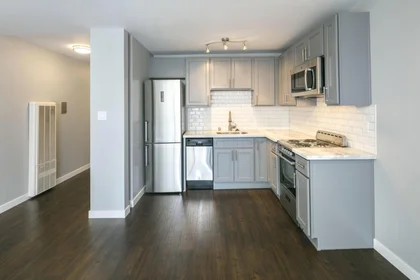 Studio in residence at 1709 Shattuck Ave., Berkeley, CA 94709, United States, image 17 of 25