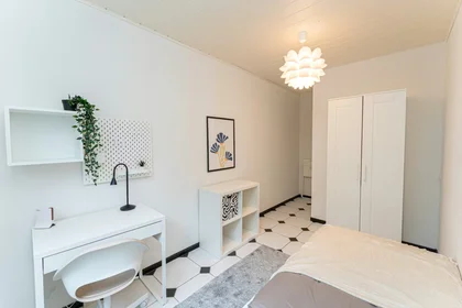 Özel oda konumu Am Schlangenfenn, Potsdam Süd, 2 10 görüntüsü