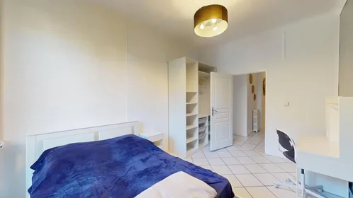Private room at Boulevard Léon Bourgeois, , image 1 of 10