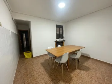 Stanza in affitto in appartamento condiviso a Castellón De La Plana