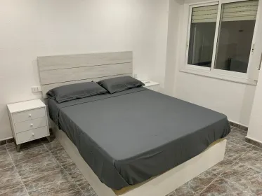 Room for rent with double bed Elche