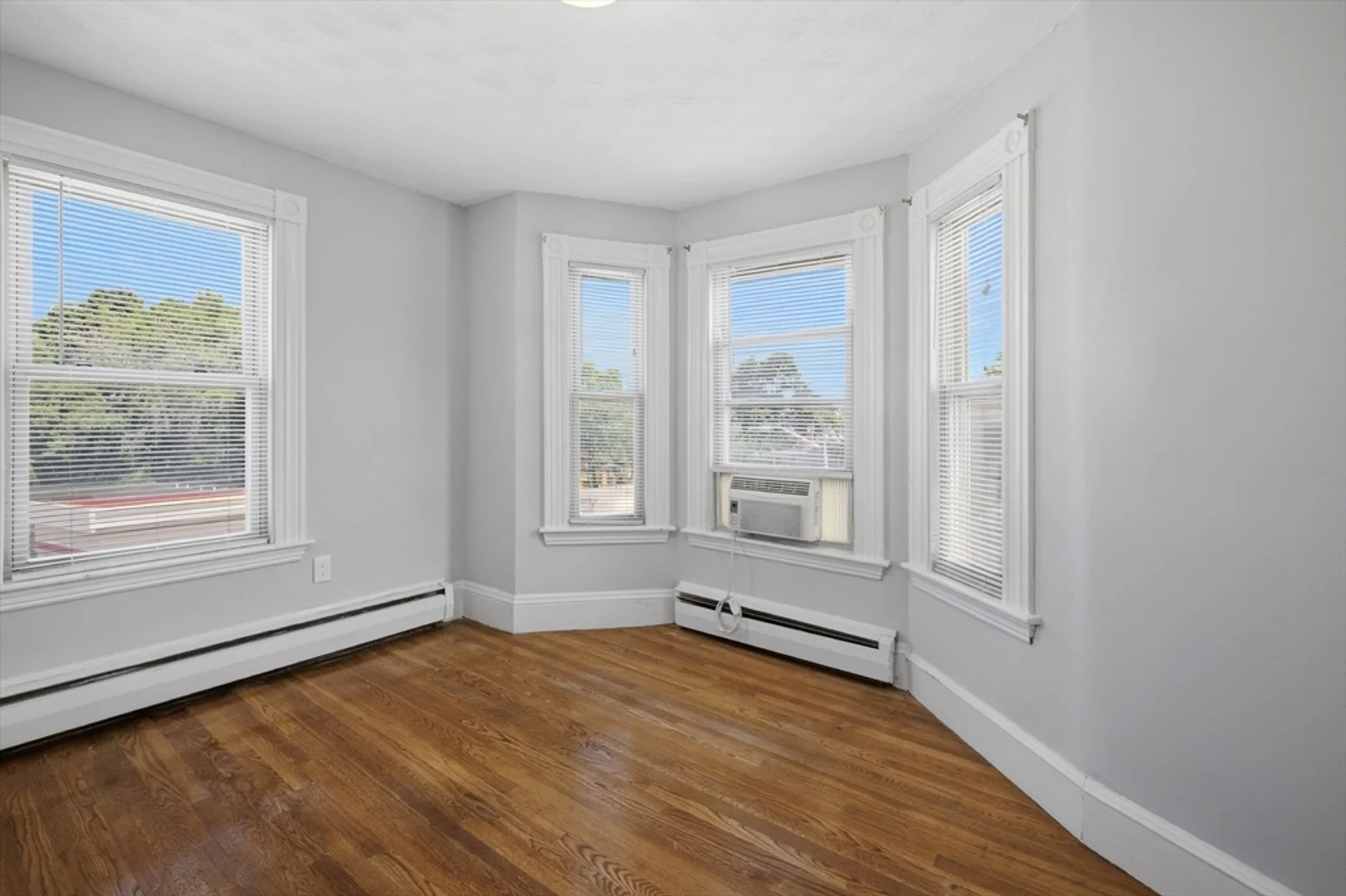 195, Concord Ave., Unit 11, Cambridge, Cambridge, MA, 02138