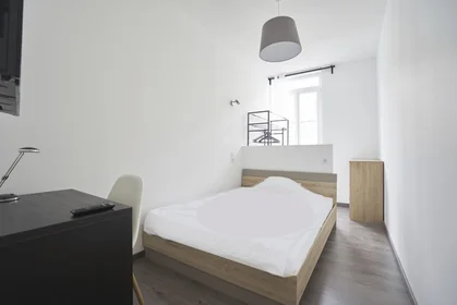 Private room at 10 Rue Clairmarais, image 1 of 10