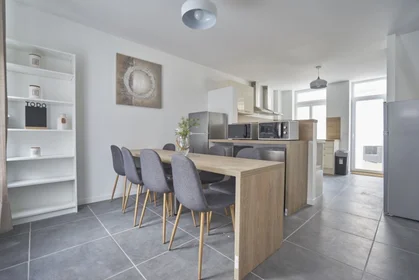Stanza privata in 21 / 23 rue Pasteur, immagine 23 di 32