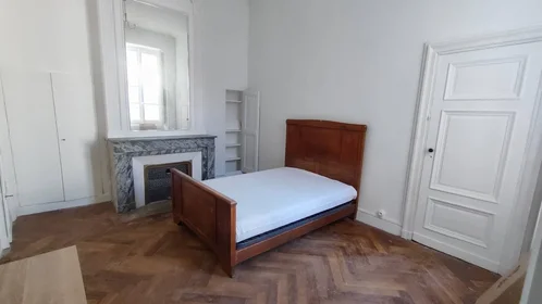 Privatzimmer in der Nîmes, 30000, bild 11 von 18