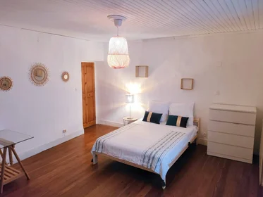Privatzimmer in der Nîmes, 30000, bild 6 von 18