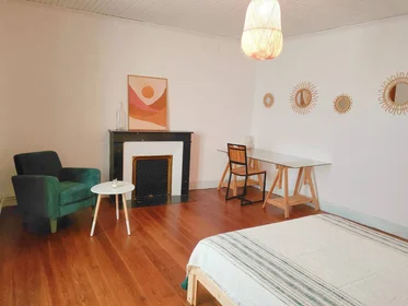 Privatzimmer in der Nîmes, 30000, bild 7 von 18