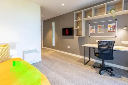 Quarto privado em Willowbank Road, imagem 2 de 40