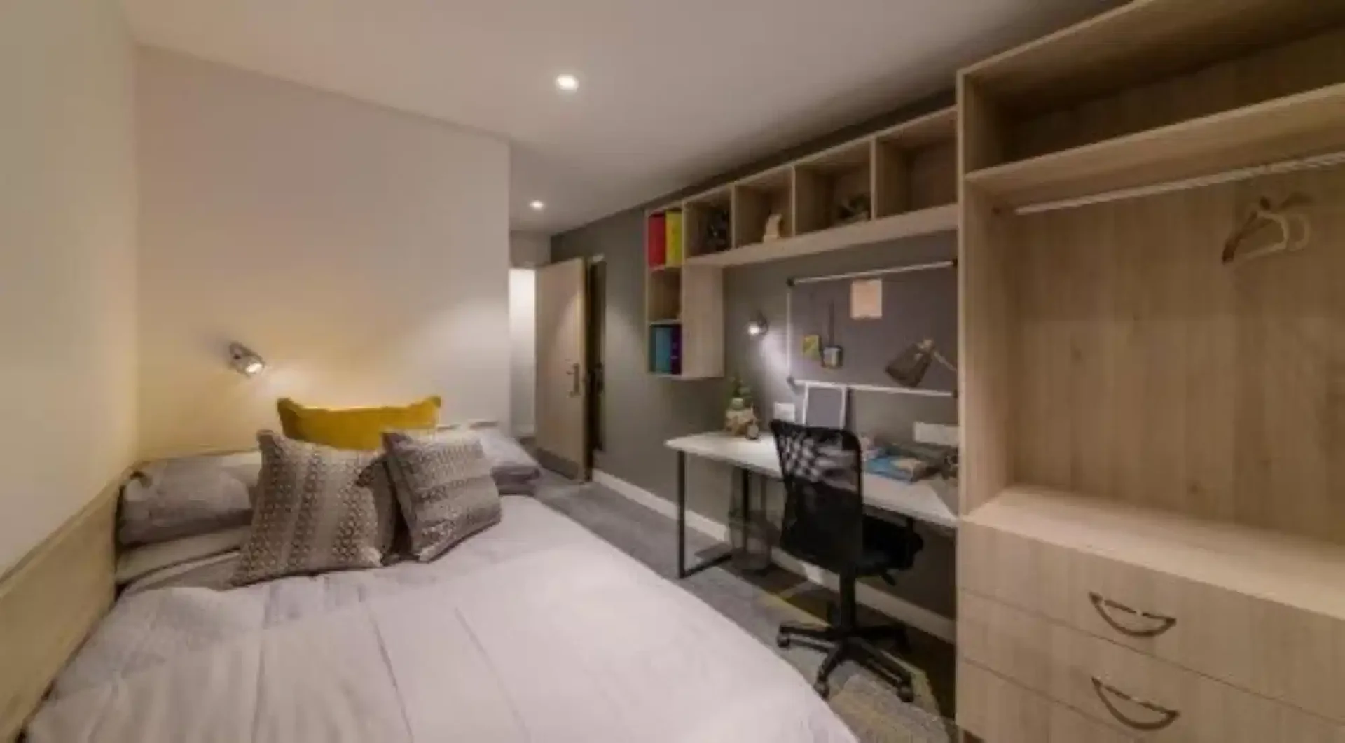 Quarto de estudante funcional perfeito para estudar em