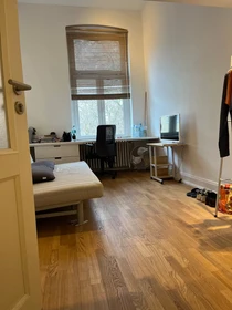 Quarto para alugar com cama de casal em Koln