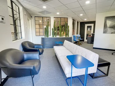 Studio in der East Apache Boulevard, bild 10 von 14