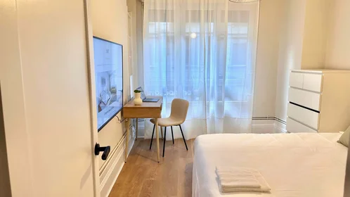 Özel oda konumu Kalea Manuel Allende, 2, 48010 Bilbo, Bizkaia, Spain, 1 10 görüntüsü