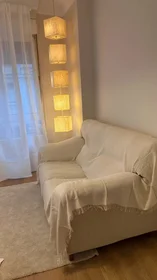 Private room at Kalea Manuel Allende, 2, 48010 Bilbo, Bizkaia, Spain, image 5 of 20