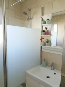 Quarto privado em Rue Président Robert Schuman, imagem 22 de 31