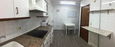 Chambre privée à Carrer del Doctor Moliner, image 10 de 19