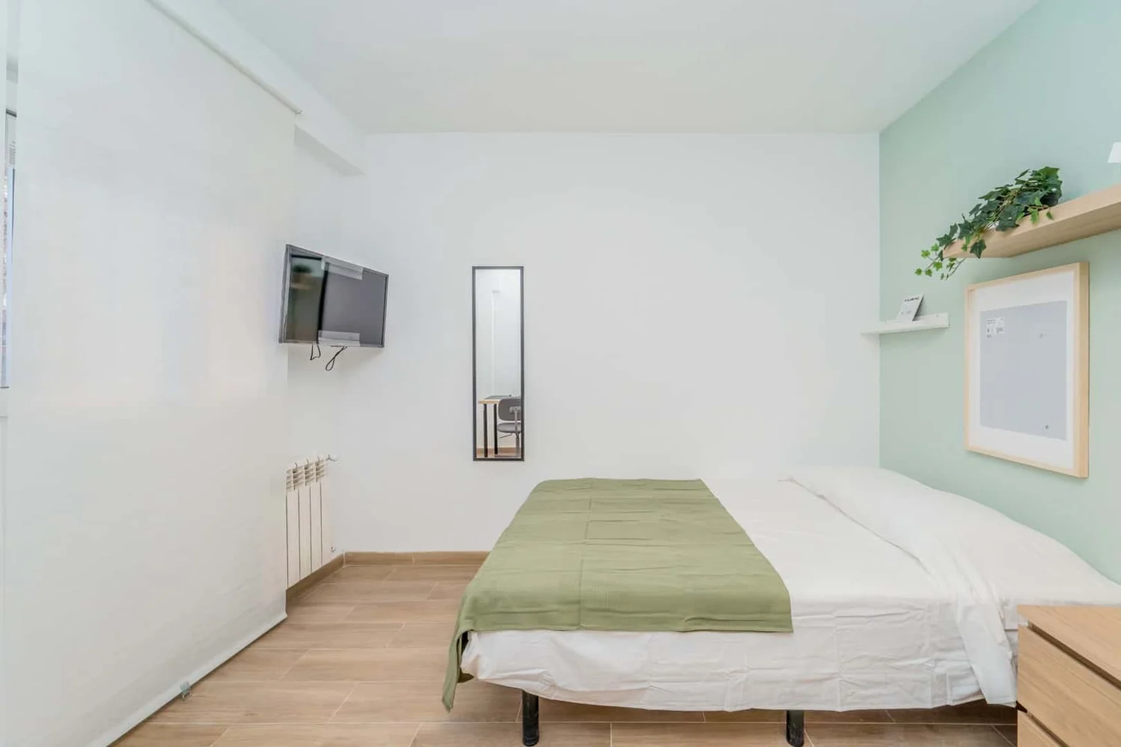 Chambre d'étudiant bon marché à proximité du campus dans