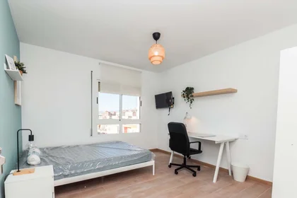 Chambre privée à Av. del Carrilet, 40, puerta 2, 43204 Reus, Tarragona, Spain, image 7 de 49