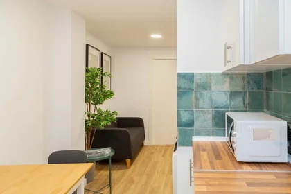 Stanza privata in C. de Don José Echegaray, Delicias, 50010 Zaragoza, Spain, immagine 21 di 48