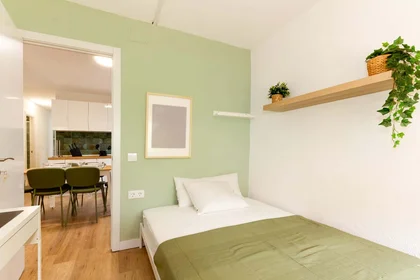 Habitación privada en C. Nardo, 10, 4º a, 28803 Alcalá de Henares, Madrid, Spain, imagen 2 de 41