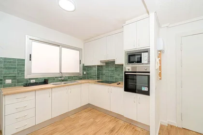 私人房间 在 C. Barcelona, 28, 2º d, 03013 Alicante (Alacant), Alicante, Spain, 32的图像7