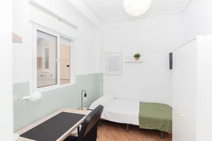 Quarto privado em Carrer de la Font Roja, 8, 7º a, Patraix, 46007 València, Valencia, Spain, imagem 3 de 38