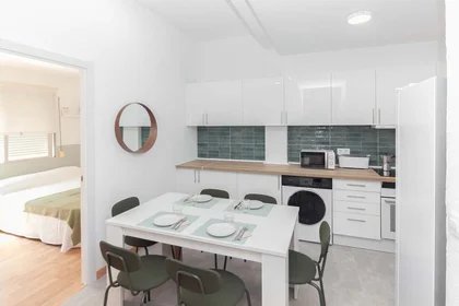 Quarto privado em Carrer de la Font Roja, 8, 7º a, Patraix, 46007 València, Valencia, Spain, imagem 33 de 38