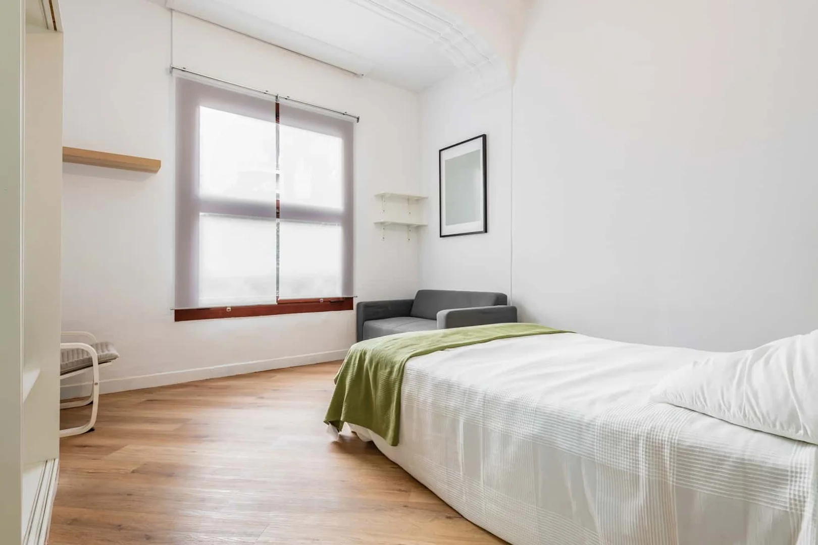 Chambre d'étudiant économique avec emplacement pratique dans 