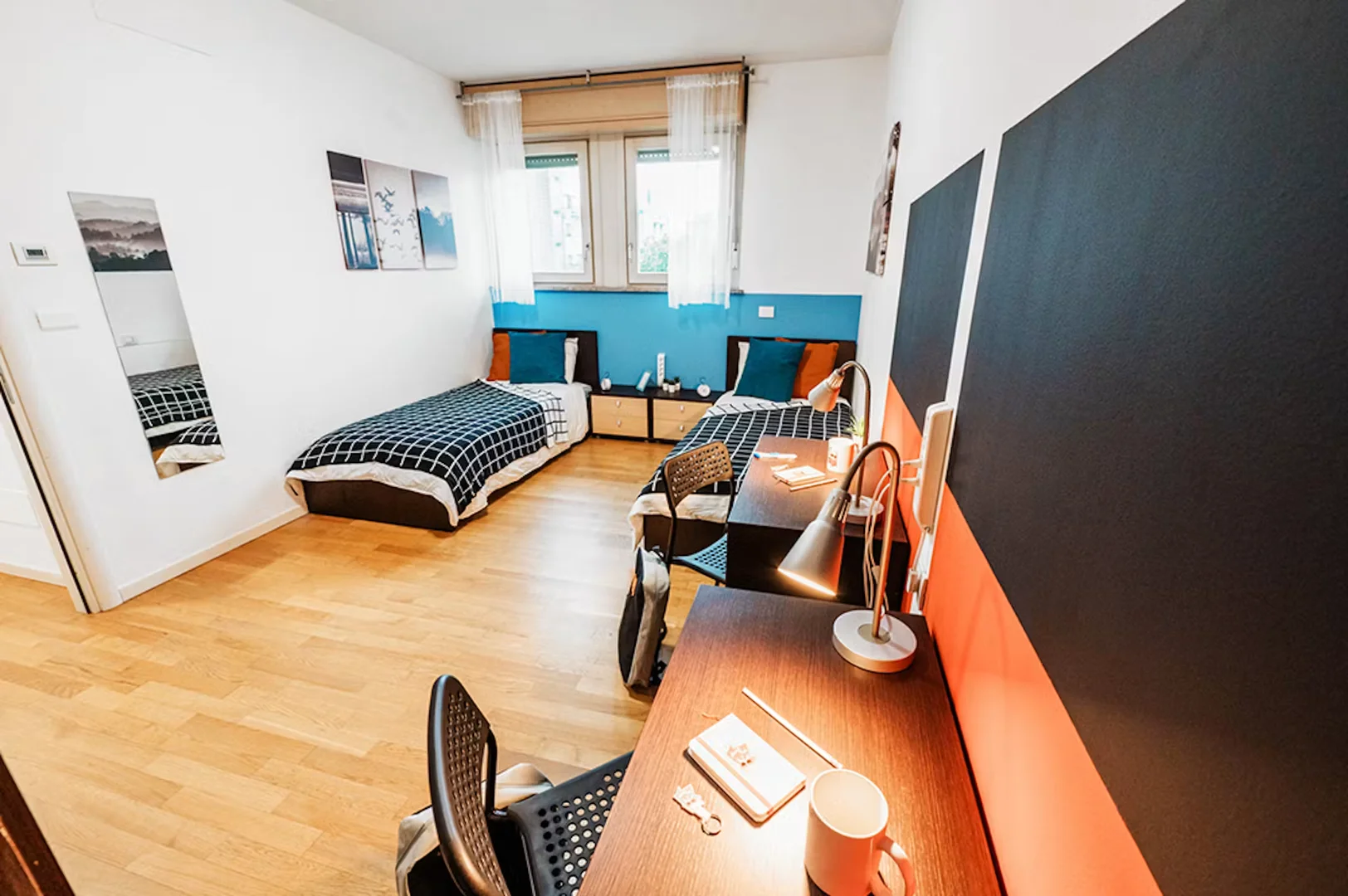 Funktionelles Studentenzimmer perfekt zum Studieren in 