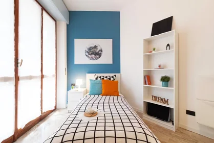 Stanza privata in Via XXIV Maggio, Santa Lucia, immagine 3 di 10