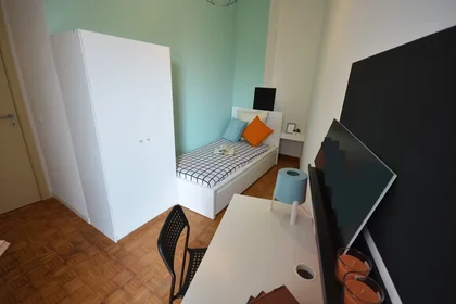 Quarto privado em Via Angelo Maj, Stazione, imagem 1 de 10