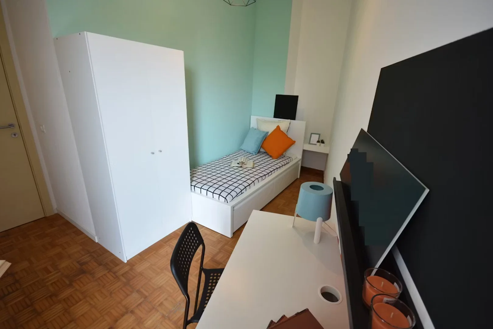 Quarto acolhedor para estudantes disponível em 