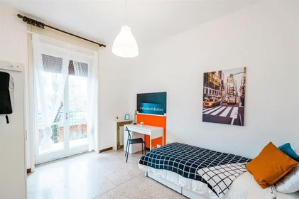 Stanza privata in Via G. Suardi, Cimitero, immagine 4 di 10