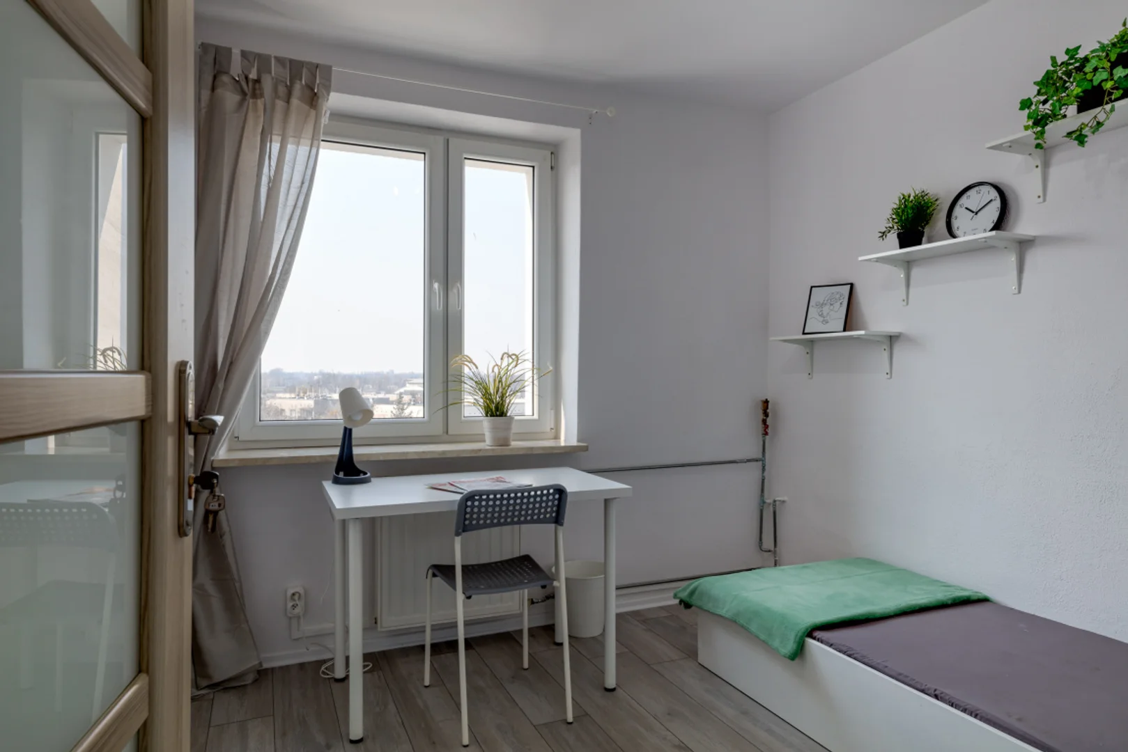 Habitación acogedora para estudiantes disponible en 