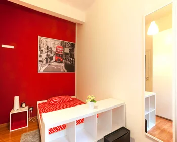 Chambre privée à Via delle Lame, image 3 de 13