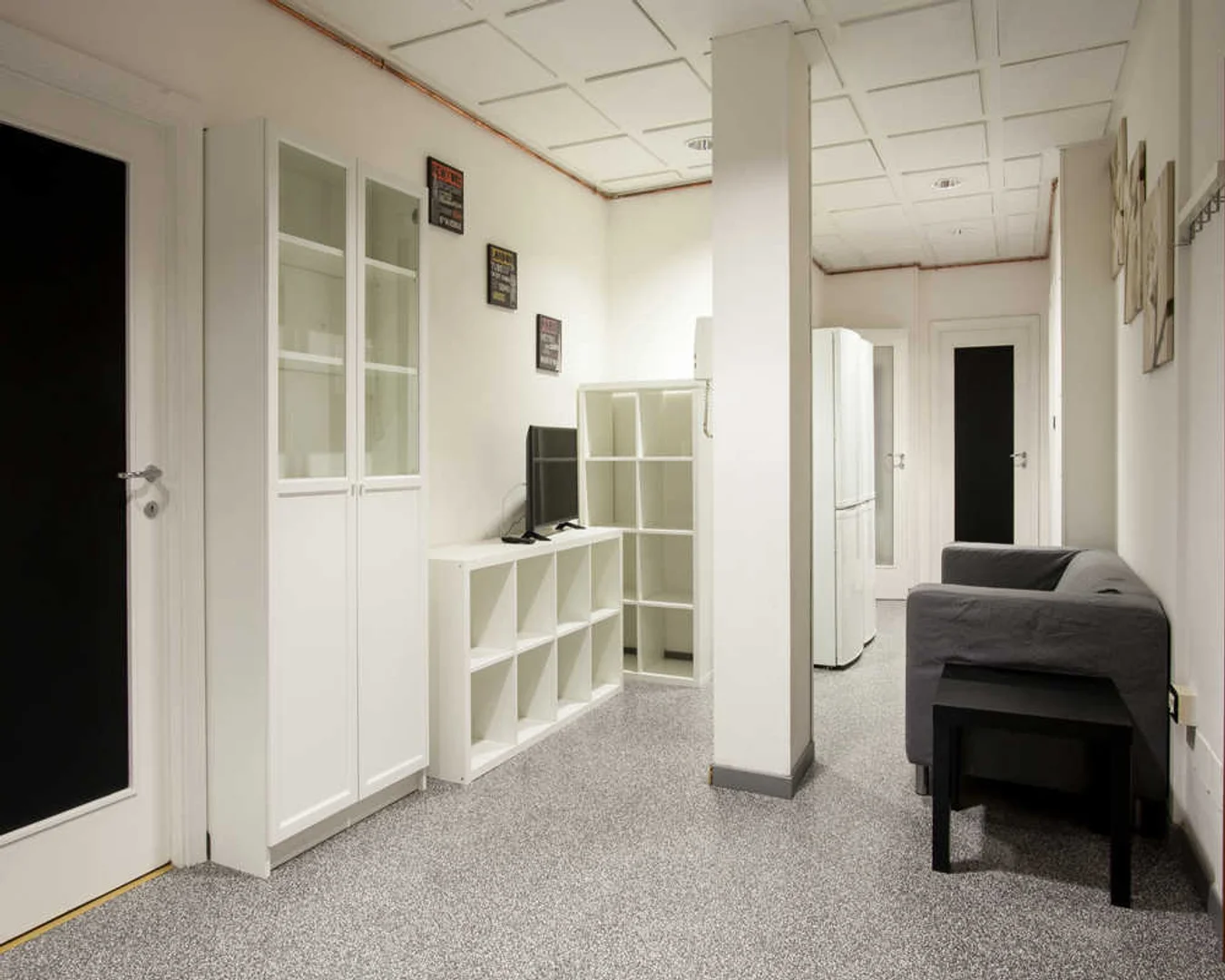 Chambre confortable pour étudiants disponible dans 