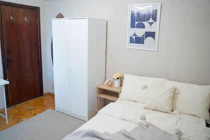 Quarto privado em Fahrettin Kerim Gökay Caddesi, imagem 2 de 41